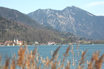 Blick von Bad Wiessee auf Tegernsee